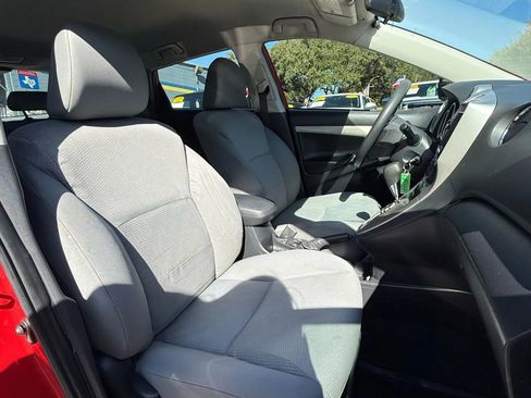 Used 2009 Toyota Matrix image 19