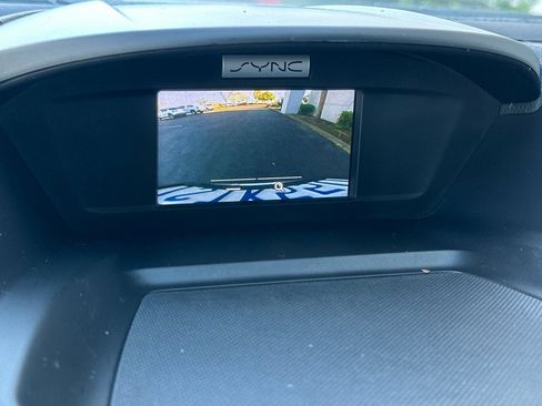 Used 2017 Ford Escape SE image 21