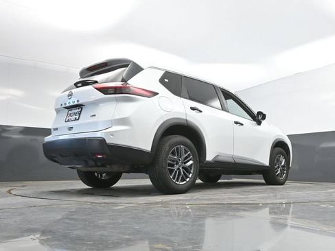 Used 2024 Nissan Rogue S AWD/4WD image 47
