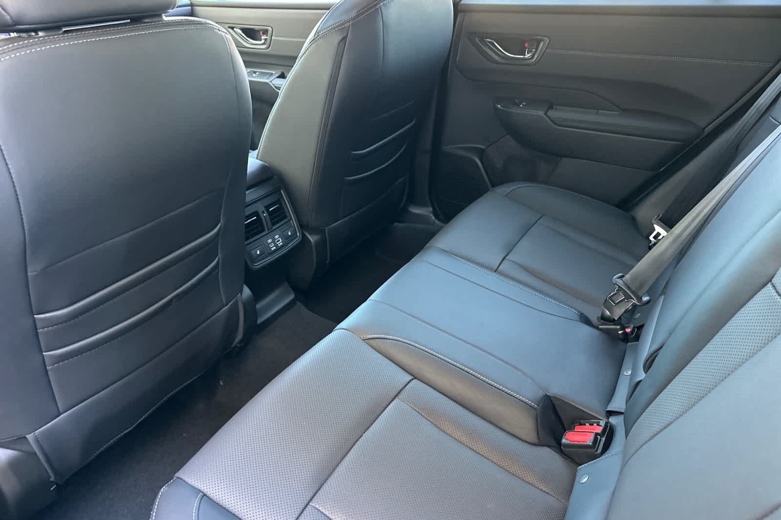 New 2026 Subaru Outback Touring AWD/4WD image 12