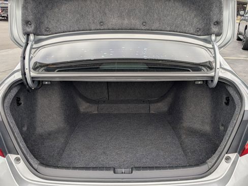 Used 2019 Honda Accord Touring image 34