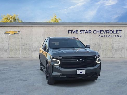 Used 2024 Chevrolet Tahoe RST w/ Luxury Package AWD/4WD image 2