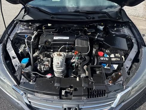 Used 2015 Honda Accord LX image 22