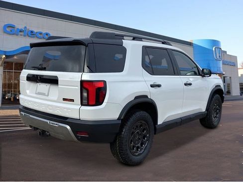 New 2026 Honda Passport TrailSport Elite image 5