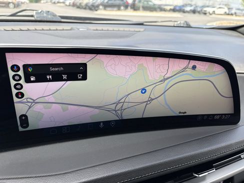 Used 2024 Cadillac XT4 Luxury w/ Cold Weather Package FWD image 22