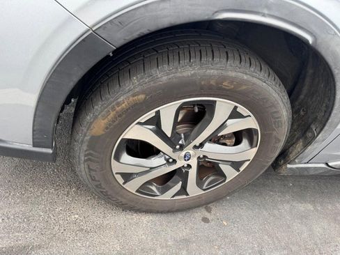 Used 2020 Subaru Outback Limited image 4