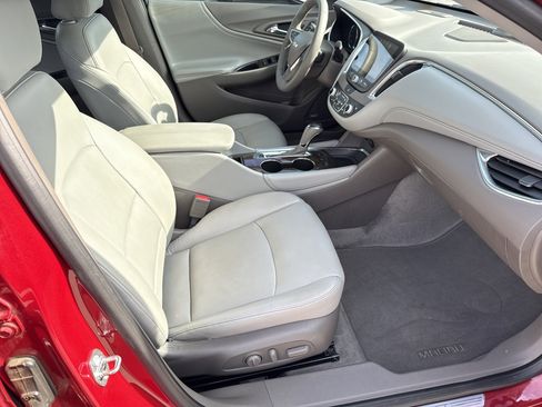 Used 2016 Chevrolet Malibu Premier w/ Driver Confidence Package image 14