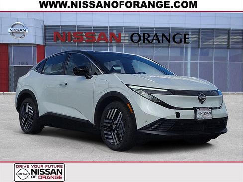 New 2026 Nissan Leaf SV+ image 1