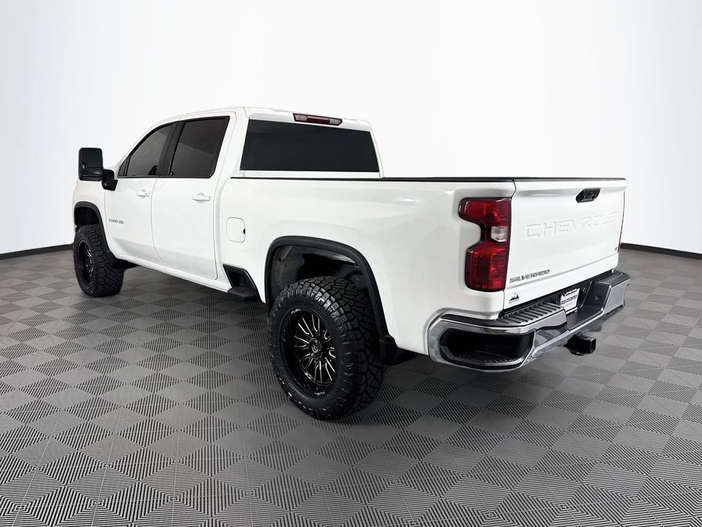 Used 2023 Chevrolet Silverado 2500 LT AWD/4WD image 5