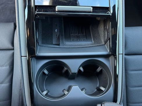 Used 2026 Porsche Panamera image 26