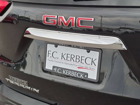 Certified 2024 GMC Terrain SLE FWD image 29
