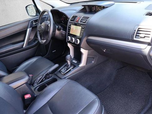 Used 2016 Subaru Forester 2.5i Touring w/ Eyesight & Navigation System AWD/4WD image 29
