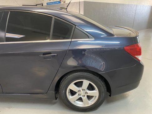 Used 2014 Chevrolet Cruze LT w/ RS Package image 15