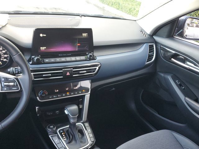 Certified 2022 Kia Seltos Nightfall Edition AWD/4WD image 15