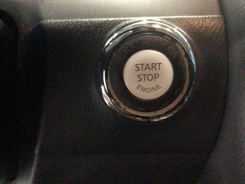 Used 2018 Nissan Armada Platinum w/ Captain Seat Package AWD/4WD image 22