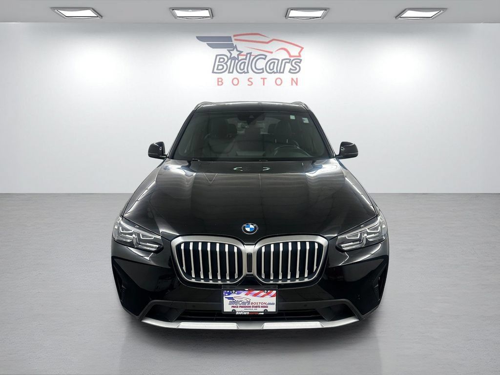 Used 2023 BMW X3 xDrive30i AWD/4WD image 2