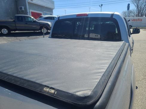 Used 2006 Toyota Tacoma 4x4 Double Cab image 12
