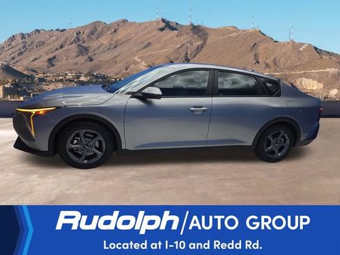 Used 2025 Kia K4 FWD image 2