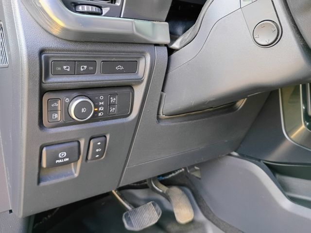 Used 2021 Ford F150 Lariat w/ Equipment Group 502A High AWD/4WD image 31