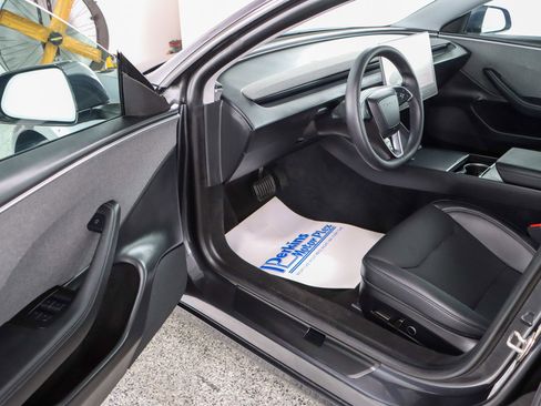 Used 2024 Tesla Model 3 Long Range image 3