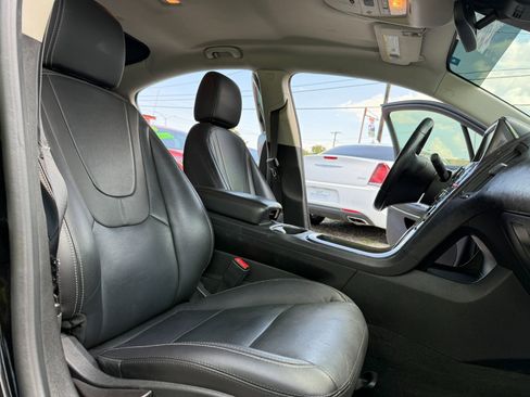 Used 2014 Chevrolet Volt Premium w/ Premium Trim Package image 21