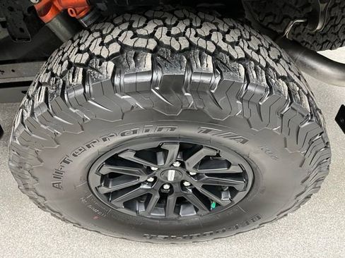 Used 2025 Ford F150 Raptor AWD/4WD image 14