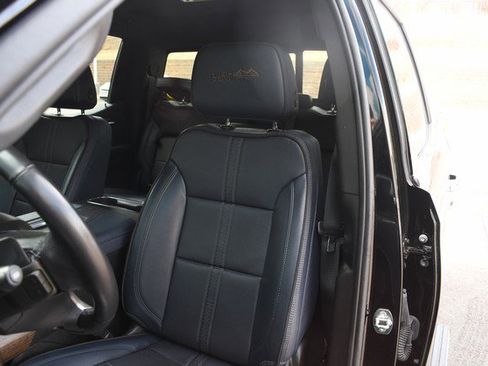 Used 2022 Chevrolet Silverado 1500 High Country image 17