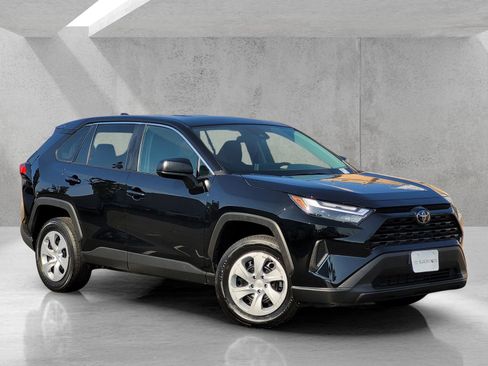 Used 2024 Toyota RAV4 LE image 1