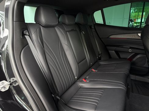 Used 2025 Maserati Grecale Modena AWD/4WD image 27