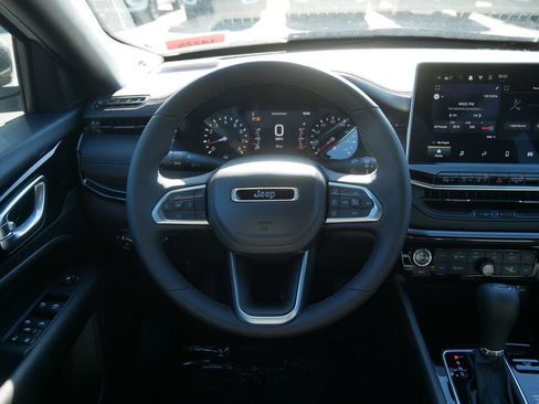 New 2026 Jeep Compass Limited image 11