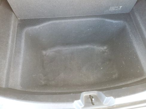 Used 2018 Tesla Model 3 Mid Range image 17