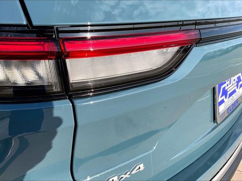 New 2026 Jeep Grand Cherokee Limited AWD/4WD image 18