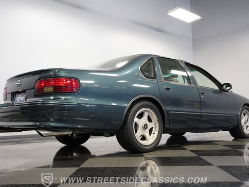 Used 1995 Chevrolet Impala SS image 27