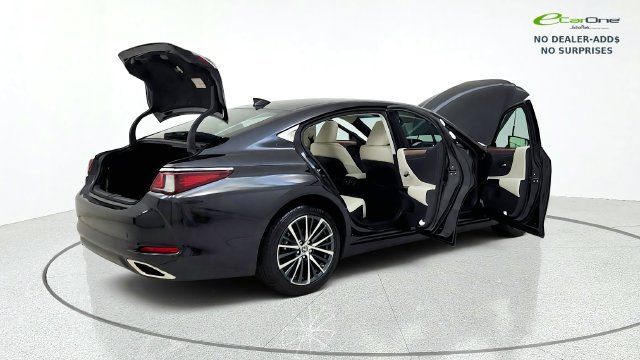 Used 2025 Lexus ES 350 w/ Premium Package FWD image 18