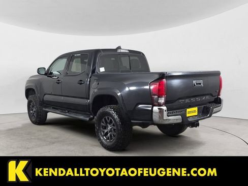 Used 2019 Toyota Tacoma SR5 w/ Exterior Package RWD image 3