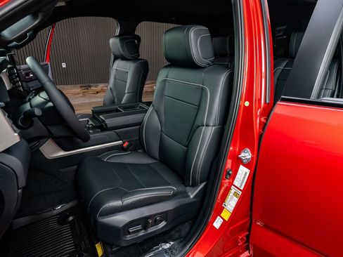 Used 2026 Toyota Tundra Limited image 30