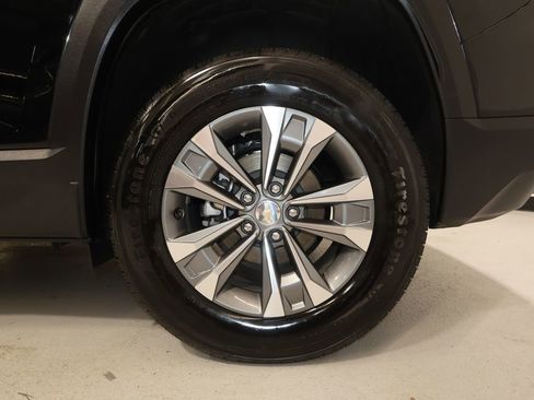 Used 2026 Chevrolet Equinox LT FWD image 35