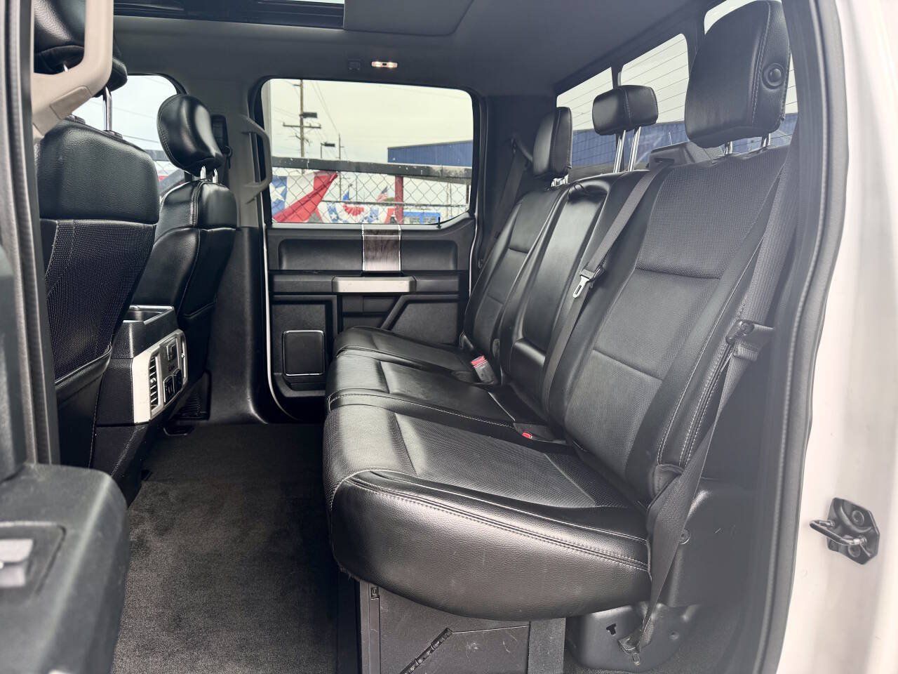 Used 2017 Ford F350 Lariat w/ Lariat Ultimate Package AWD/4WD image 9
