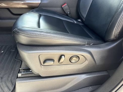 Used 2022 Chevrolet Silverado 1500 LT w/ Safety Package RWD image 38