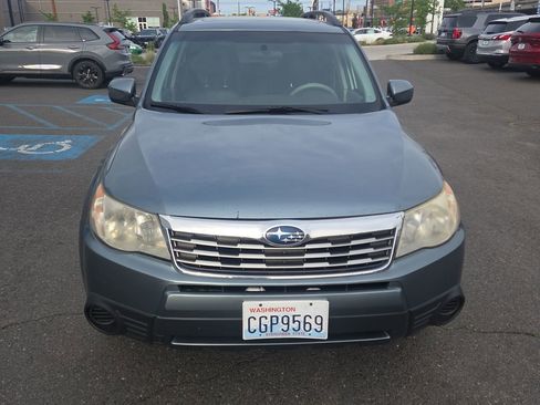 Used 2010 Subaru Forester 2.5X Premium AWD/4WD image 8
