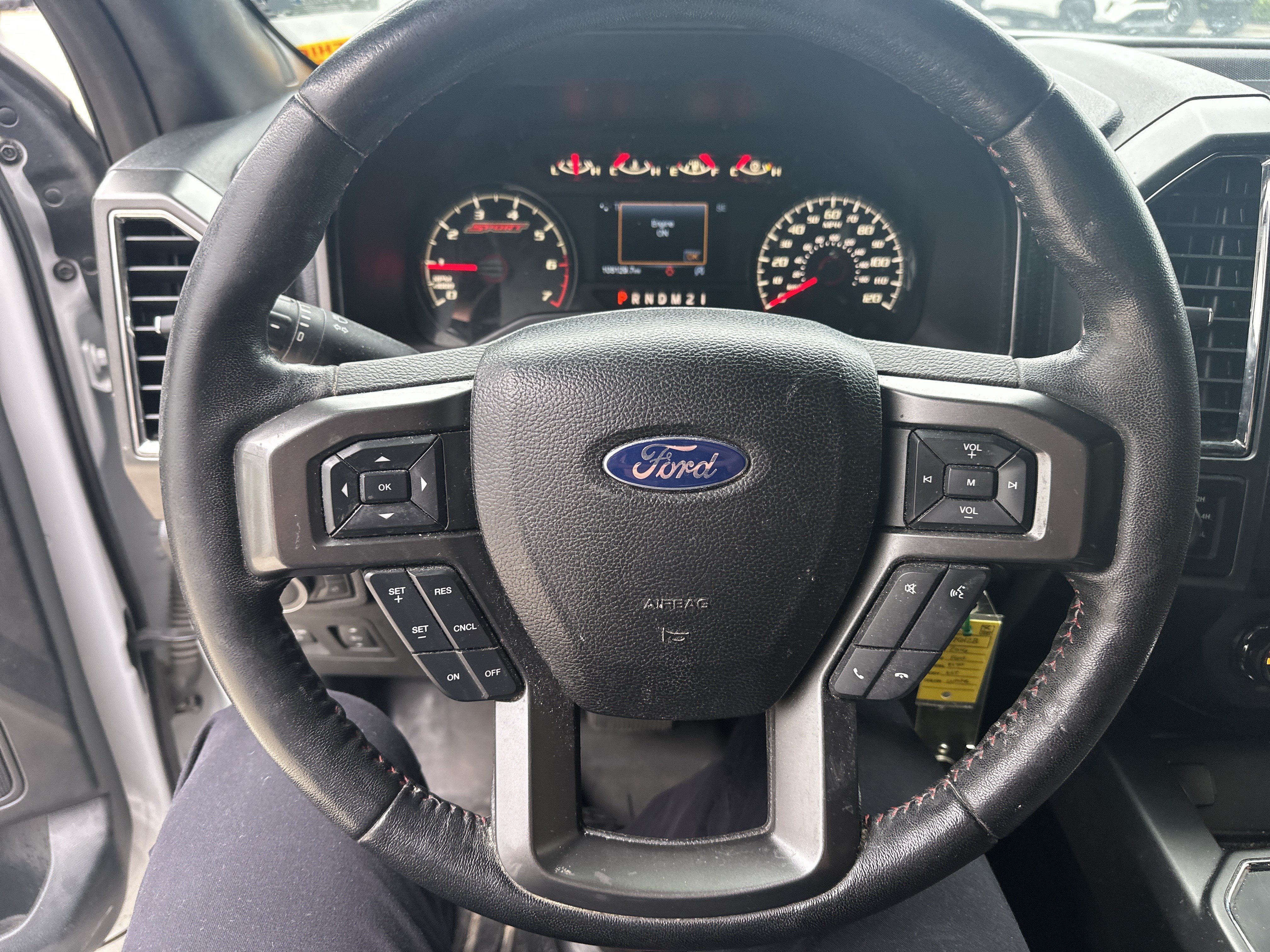 Used 2016 Ford F150 XLT w/ Equipment Group 302A Luxury AWD/4WD image 17