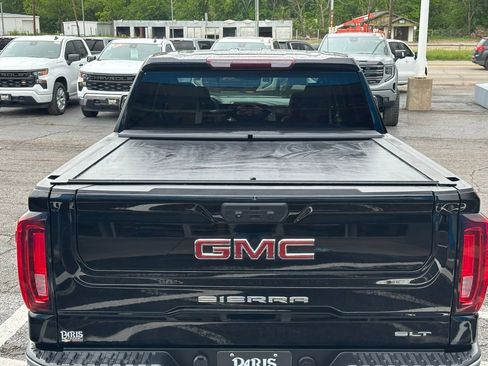 Used 2023 GMC Sierra 1500 SLT AWD/4WD image 8