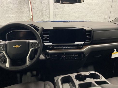 New 2026 Chevrolet Silverado 1500 LT image 12