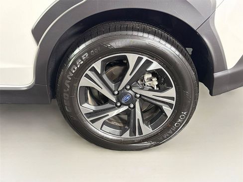 Used 2024 Subaru Crosstrek 2.0i Premium AWD/4WD image 35