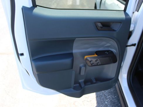 Used 2025 Ford Maverick Tremor AWD/4WD image 23