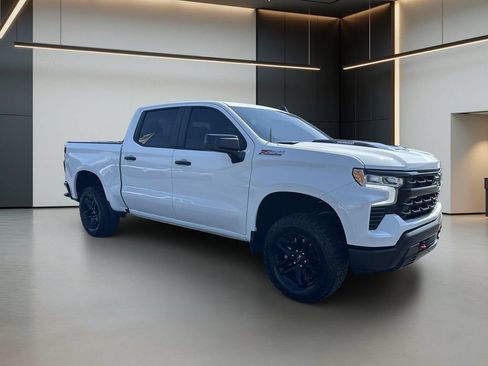 Used 2024 Chevrolet Silverado 1500 LT Trail Boss AWD/4WD image 8