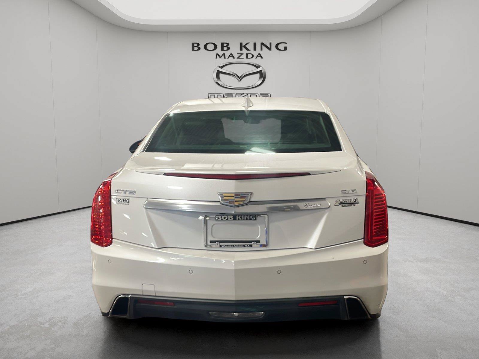 Used 2017 Cadillac CTS Luxury RWD image 4