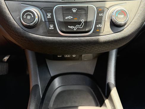 Used 2024 Chevrolet Malibu RS FWD image 15
