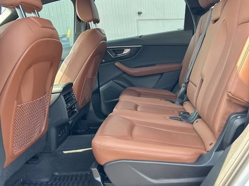 Used 2024 Audi Q7 3.0T Premium Plus AWD/4WD image 5