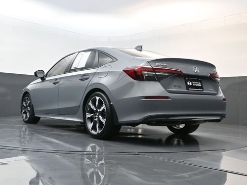 Used 2025 Honda Civic Sport image 26